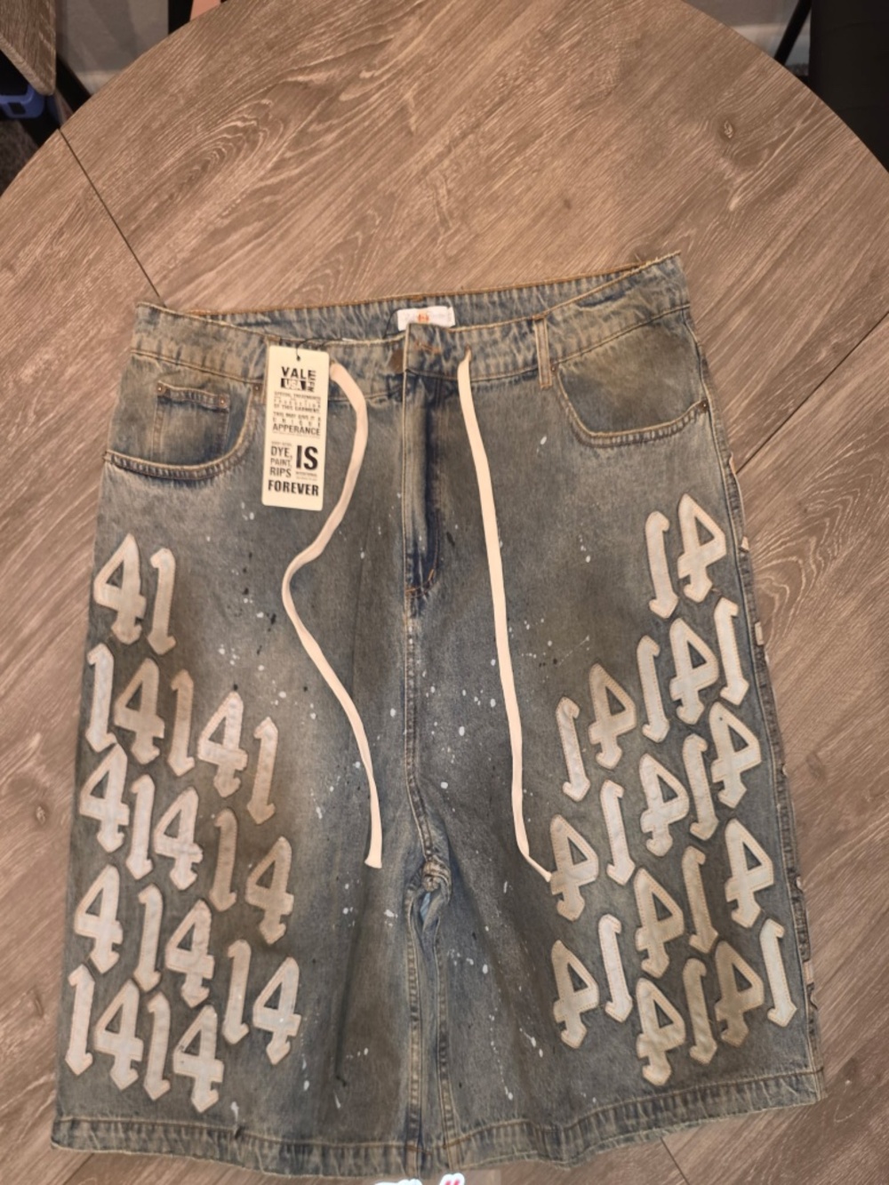 Valley forever WHITE CHARM JORTS (Authentic)